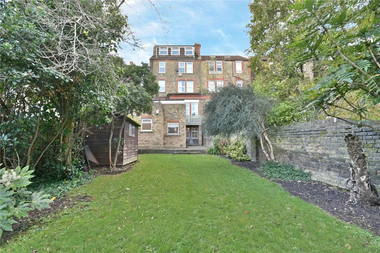 St. Cuthberts Road, Kilburn, London, NW2