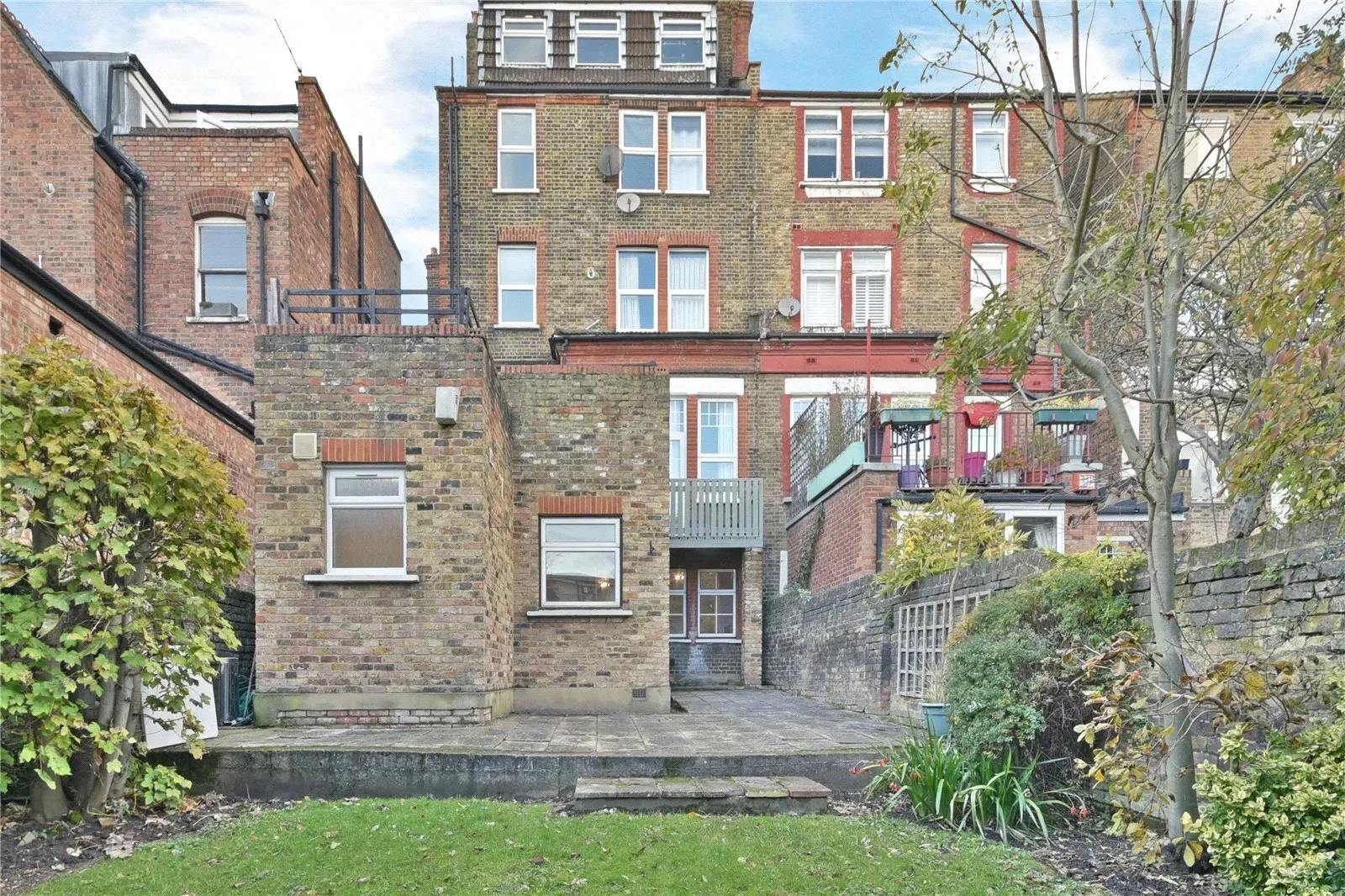 St. Cuthberts Road, Kilburn, London, NW2