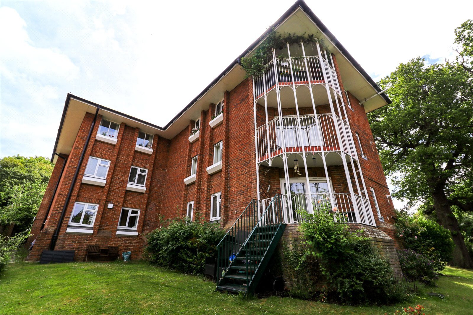 Cavell Drive, Enfield, Middlesex, EN2 Image 1