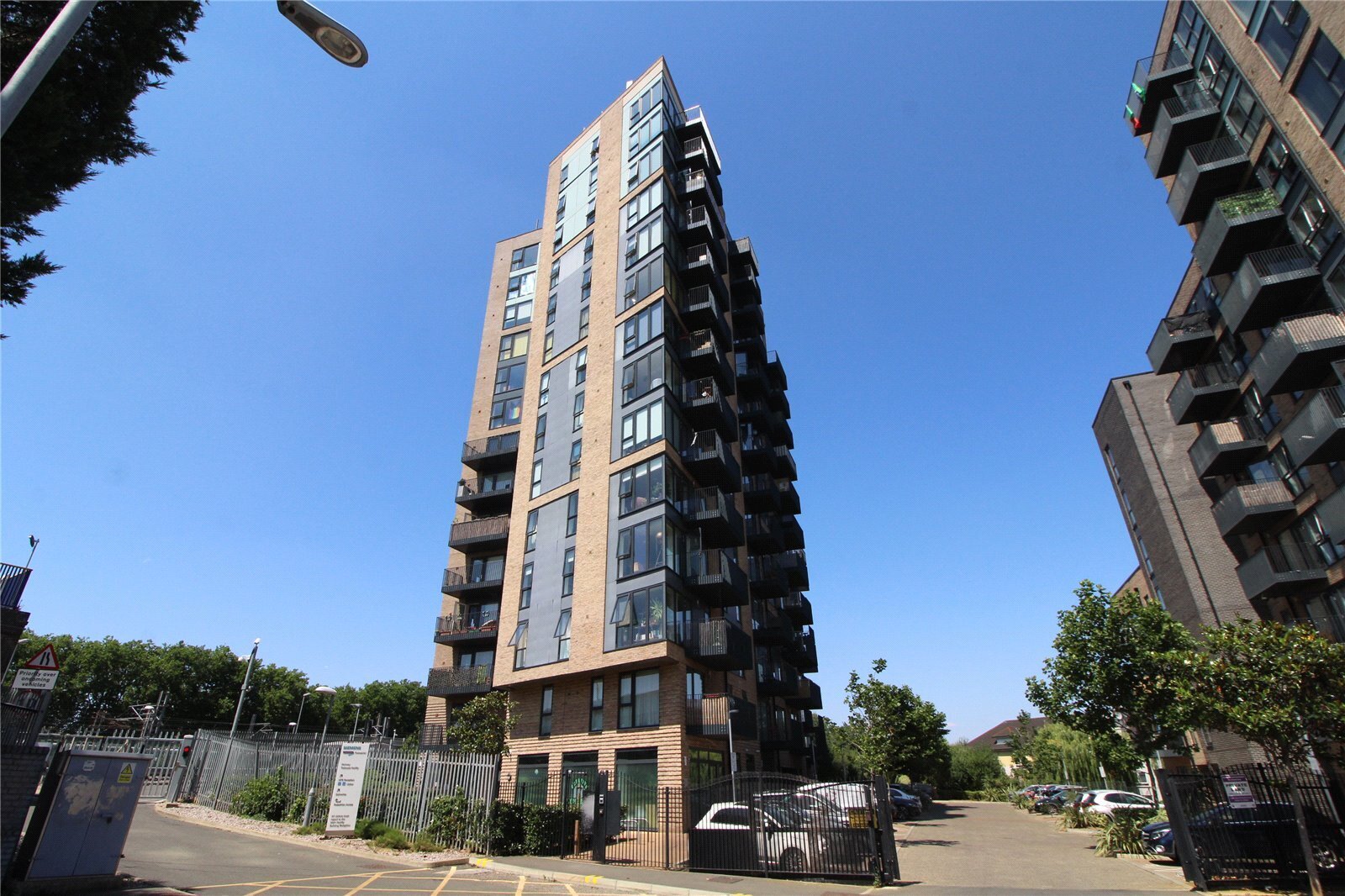Hampden Road, London, N8 Image 3