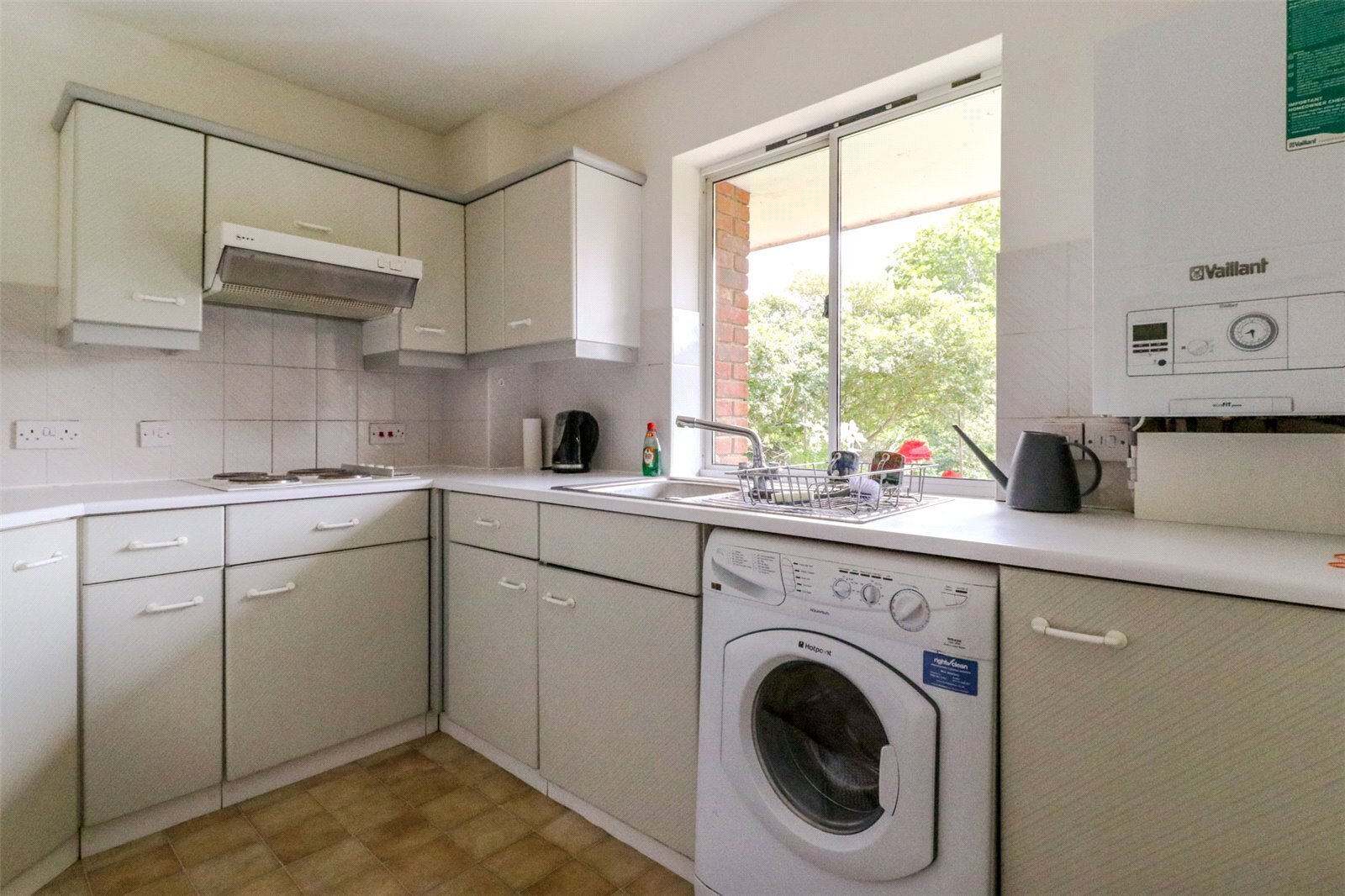Cavell Drive, Enfield, Middlesex, EN2 Image 3