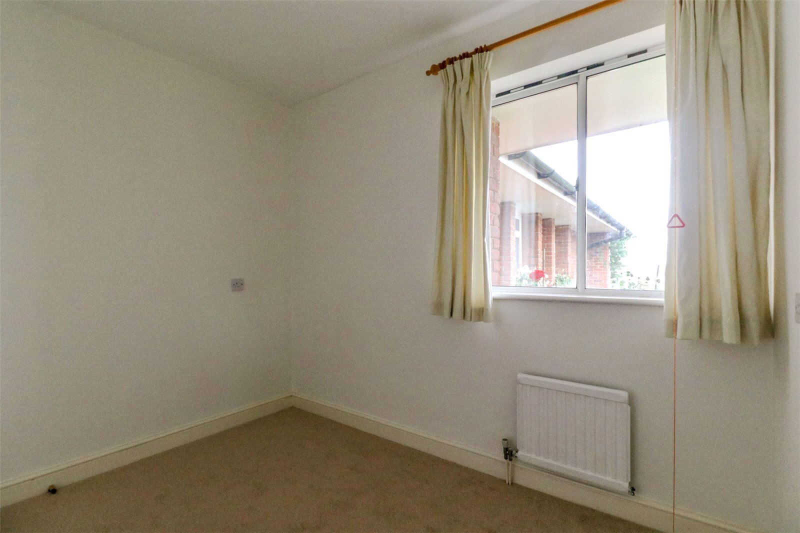 Cavell Drive, Enfield, Middlesex, EN2 Image 11