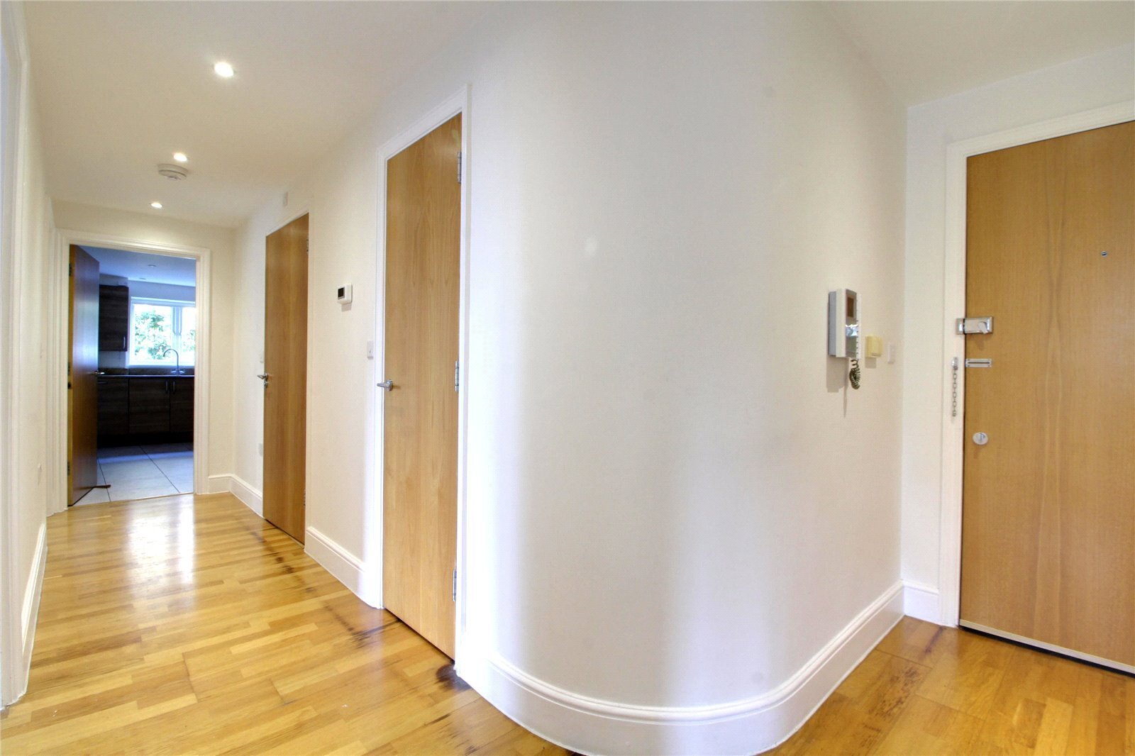 Slades Hill, Enfield, Middlesex, EN2 Image 5