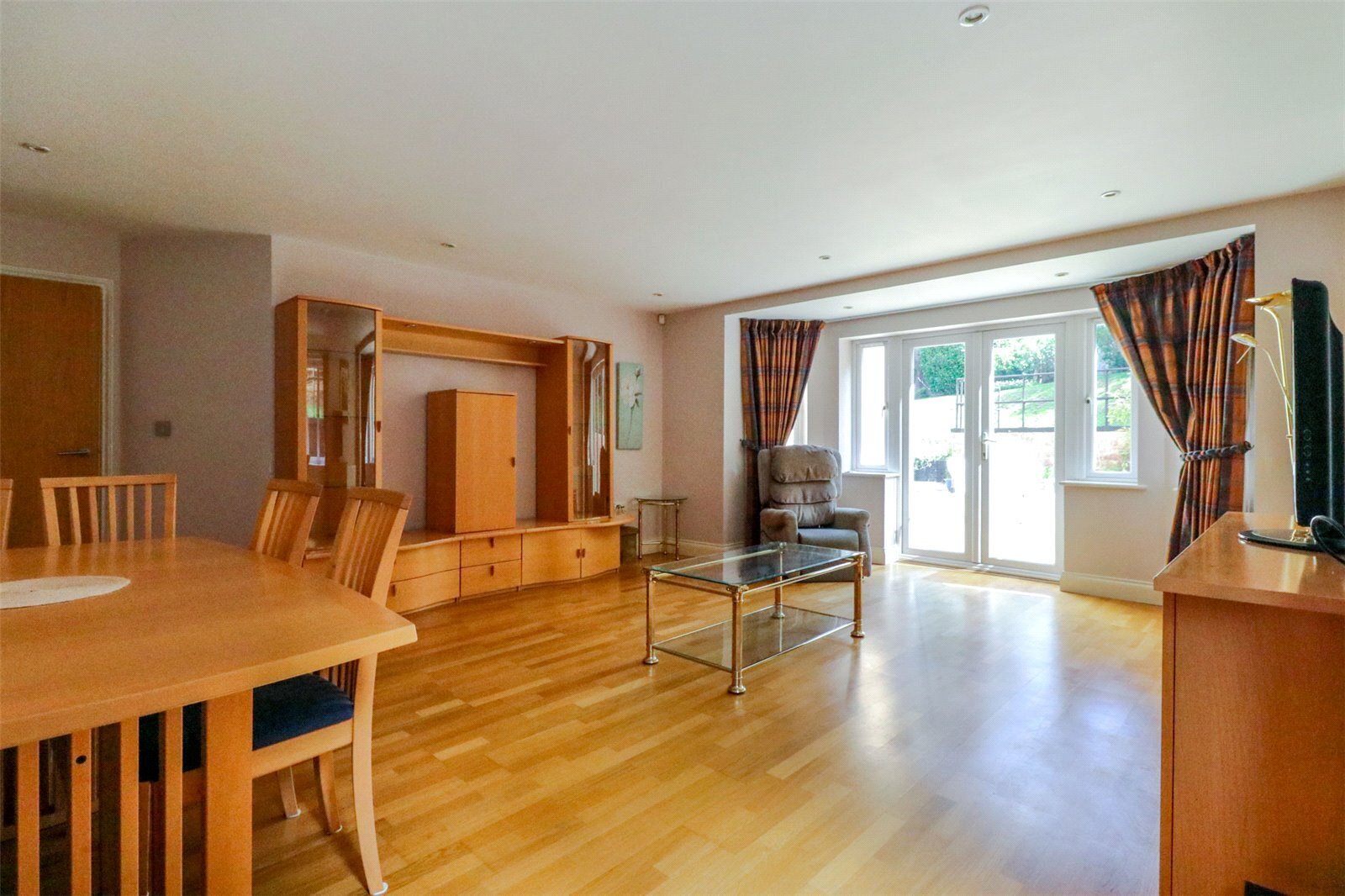 Slades Hill, Enfield, Middlesex, EN2 Image 8