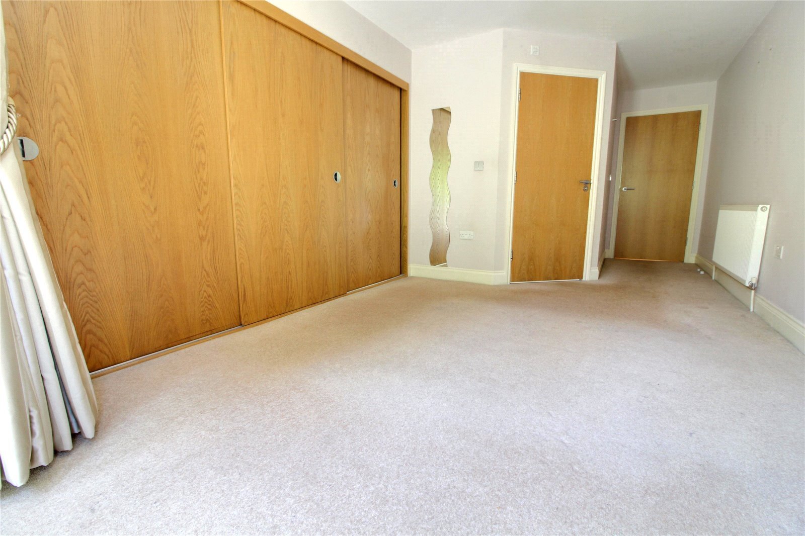 Slades Hill, Enfield, Middlesex, EN2 Image 10