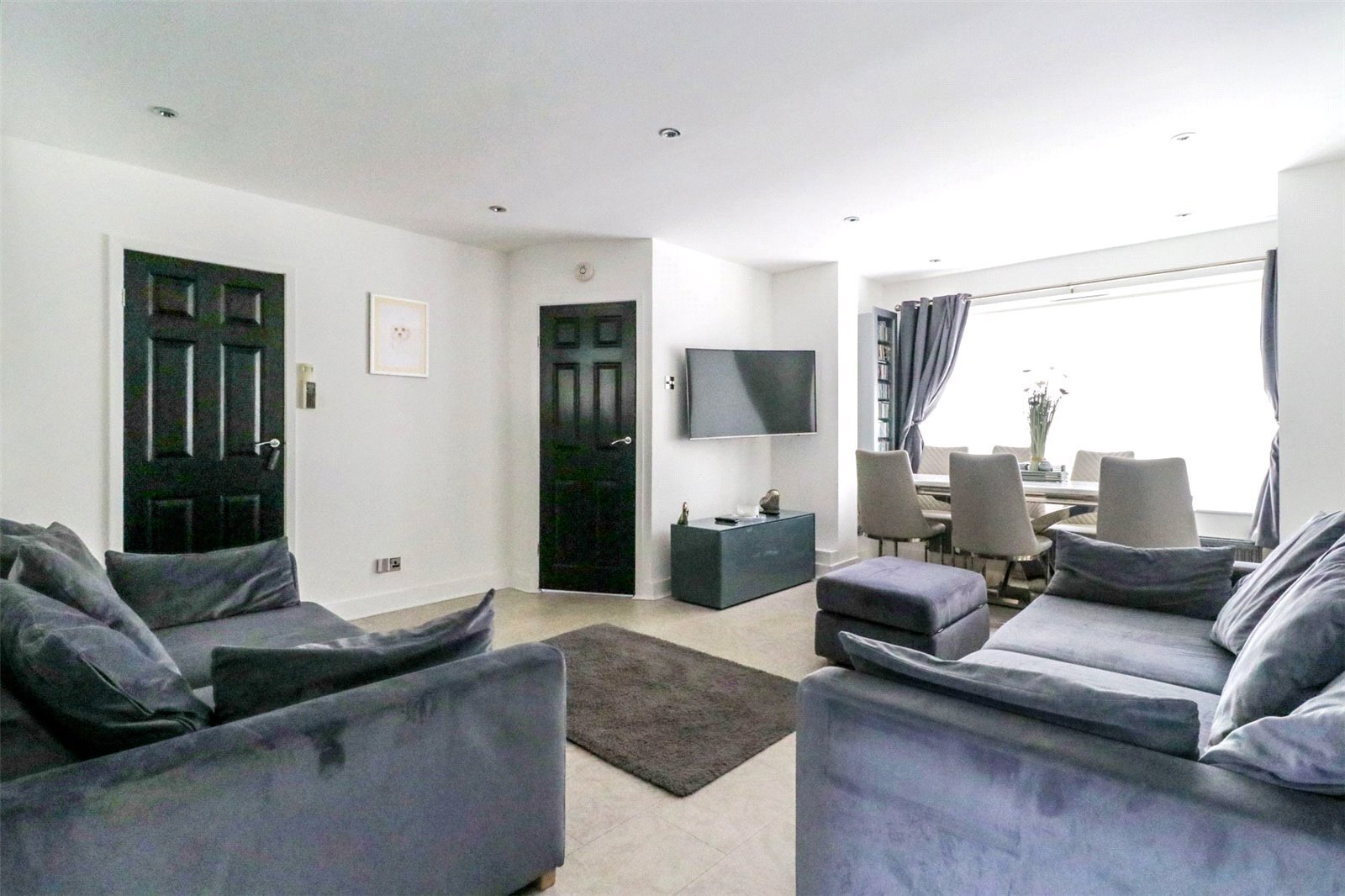 Glebe Avenue, Enfield, Middlesex, EN2 Image 2