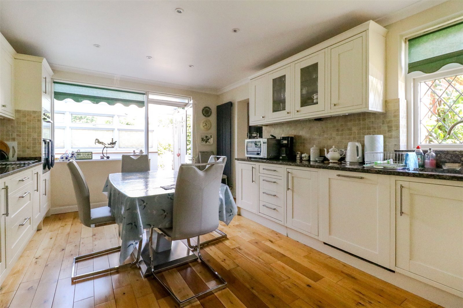 Ridgemount Gardens, Enfield, Middlesex, EN2 Image 2