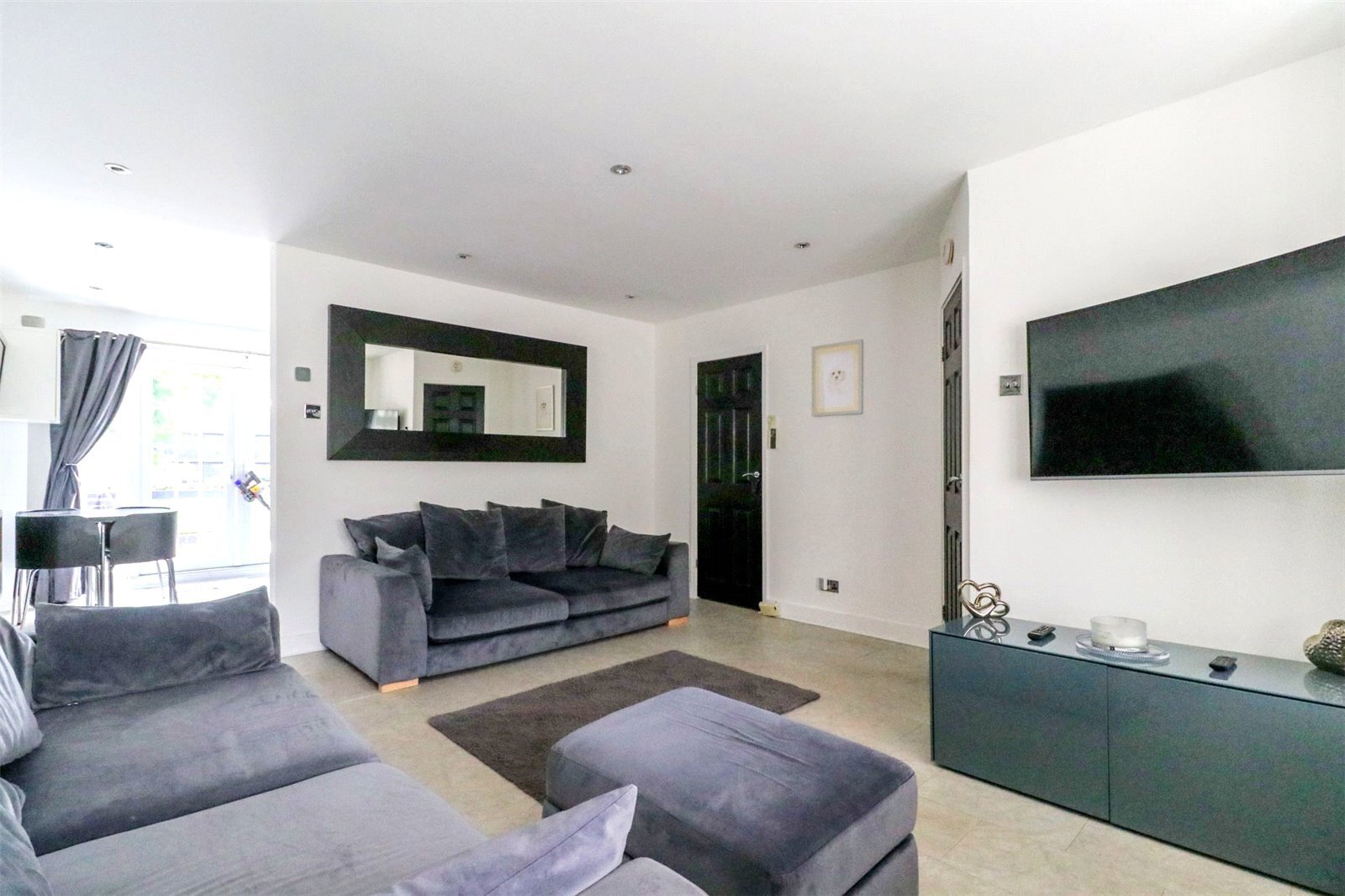 Glebe Avenue, Enfield, Middlesex, EN2 Image 6