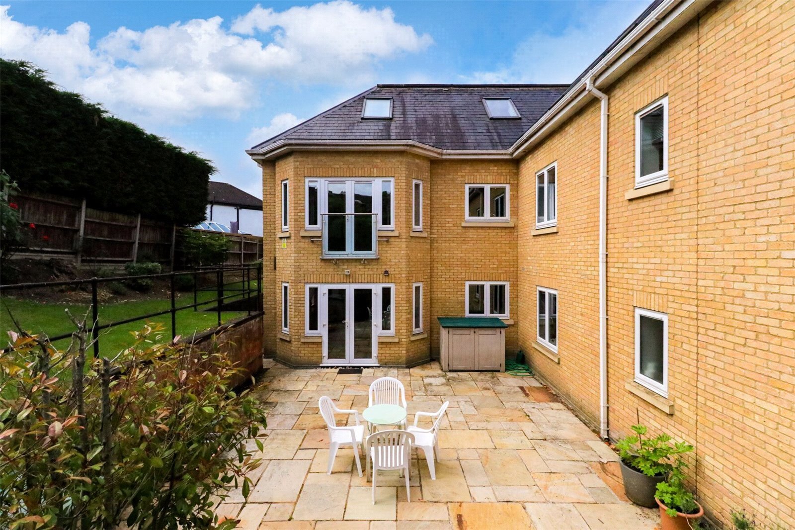 Slades Hill, Enfield, Middlesex, EN2 Image 15