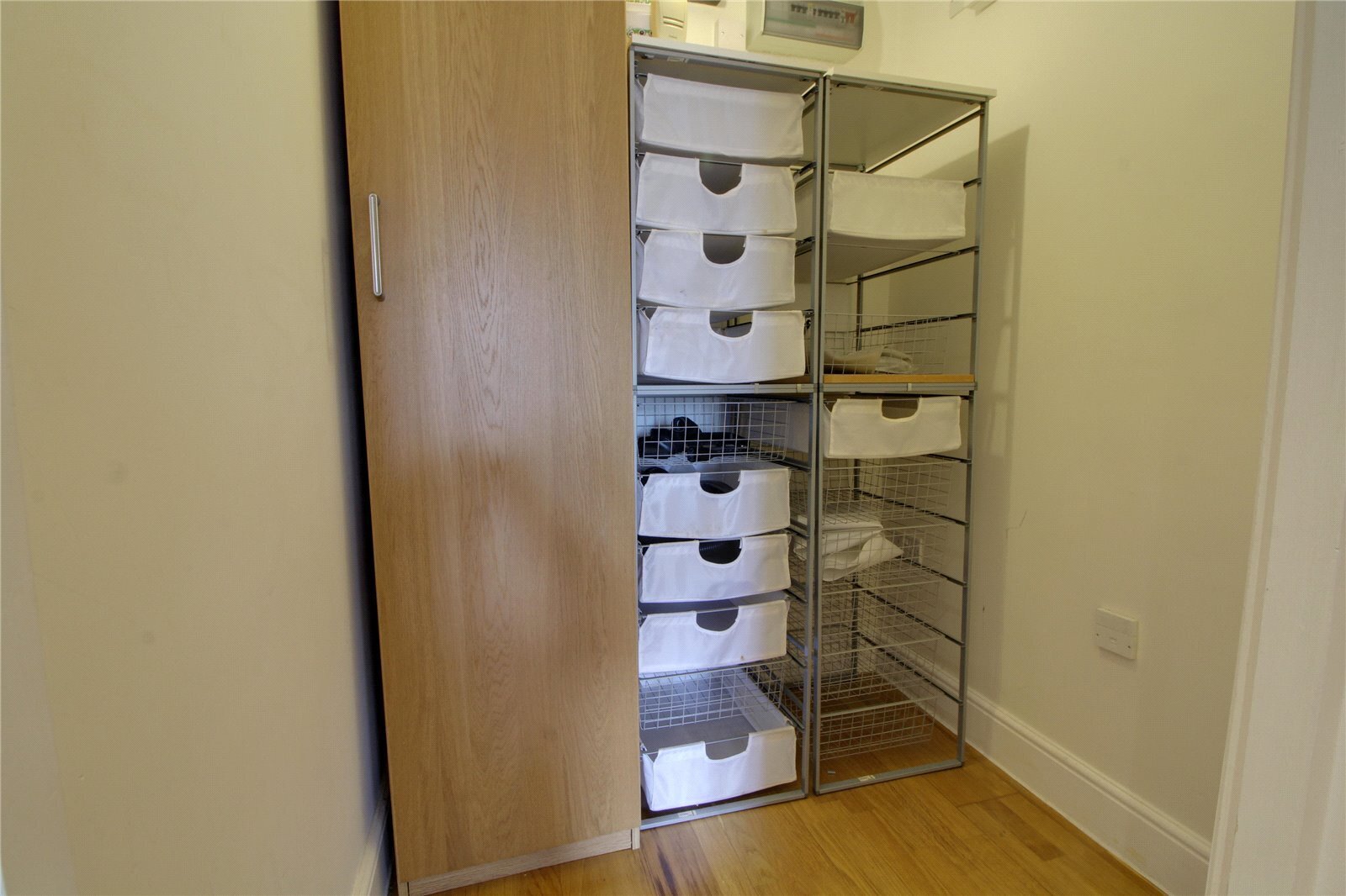 Slades Hill, Enfield, Middlesex, EN2 Image 13