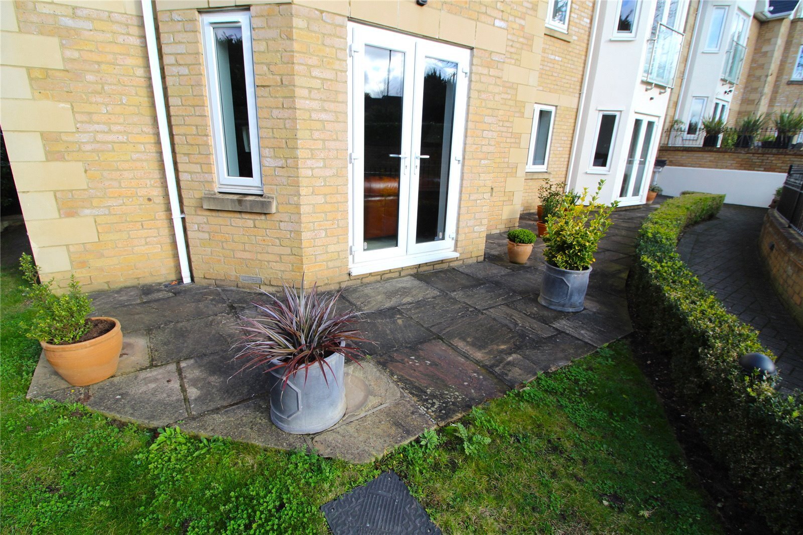 Slades Hill, Enfield, Middlesex, EN2 Image 14