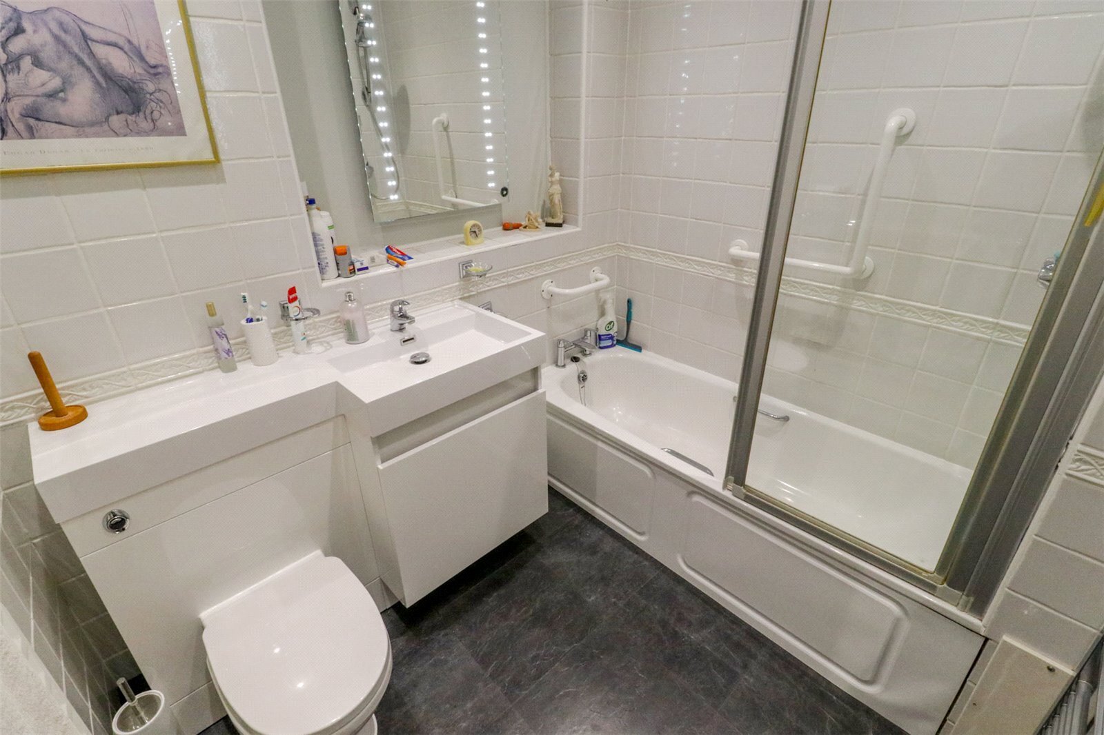 Ridgemount Gardens, Enfield, Middlesex, EN2 Image 16