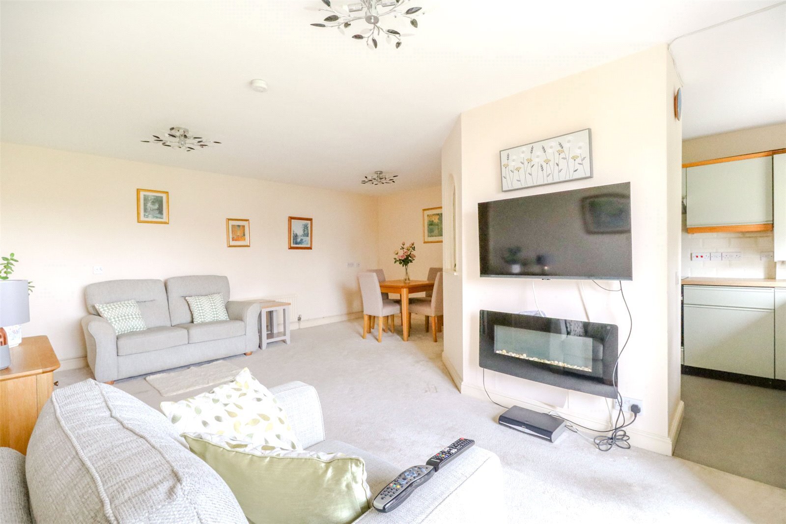 Cavell Drive, Enfield, Middlesex, EN2 Image 3