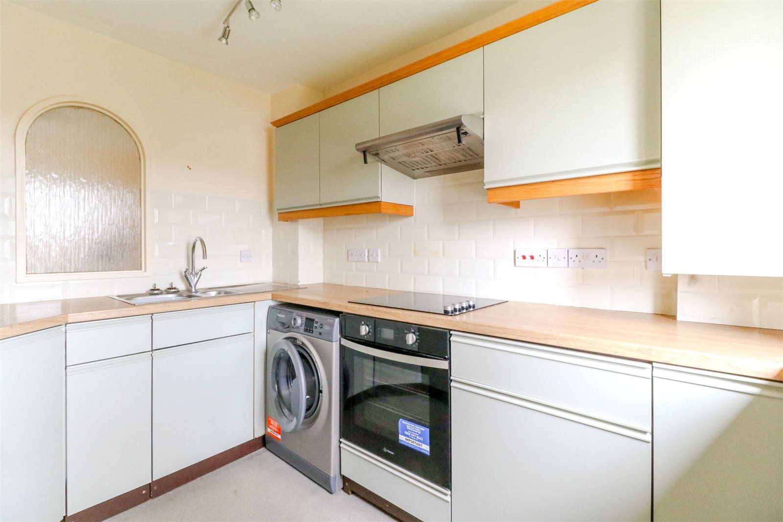 Cavell Drive, Enfield, Middlesex, EN2 Image 5