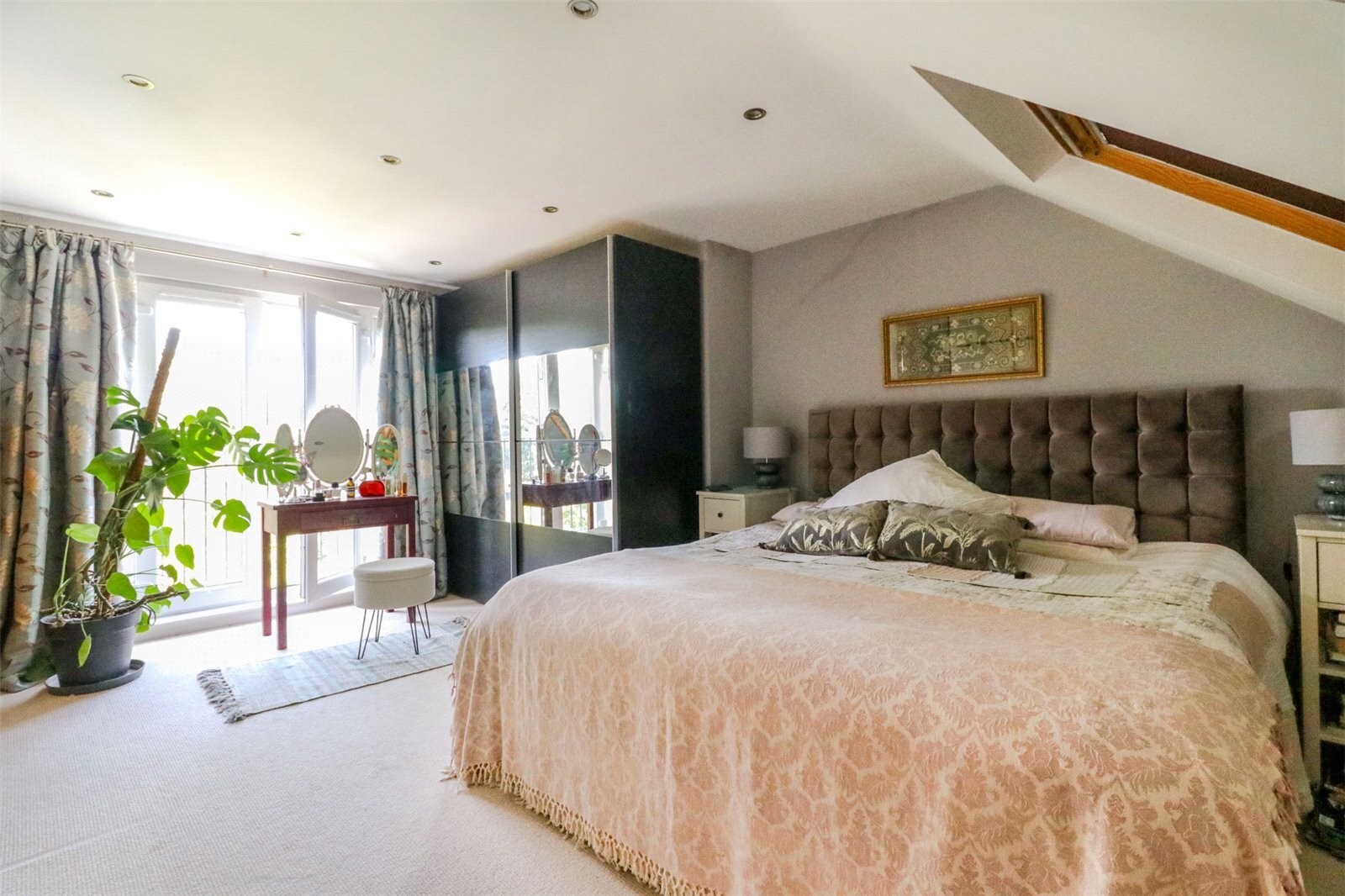Bincote Road, Enfield, Middlesex, EN2 Image 16