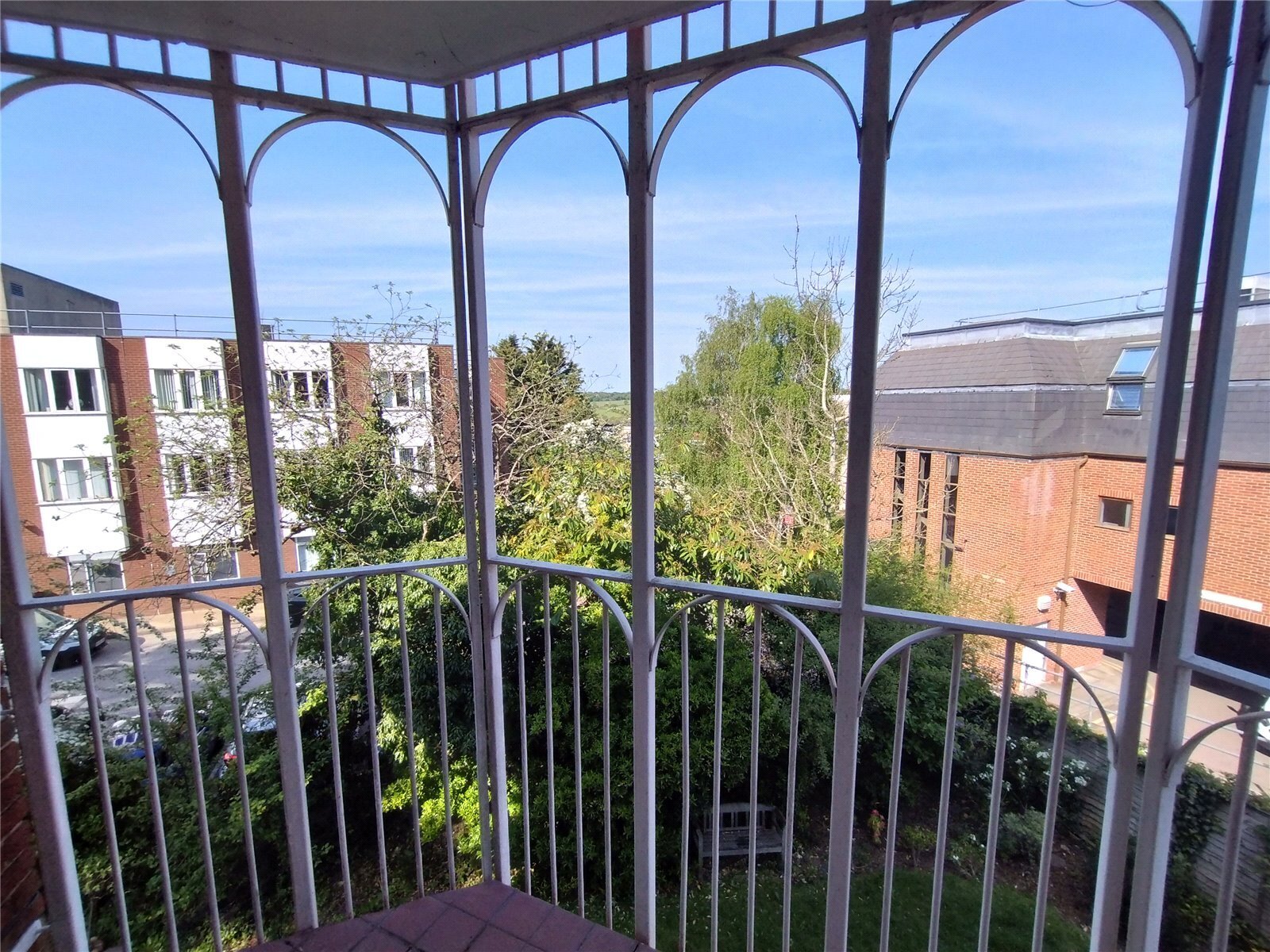 Cavell Drive, Enfield, Middlesex, EN2 Image 9