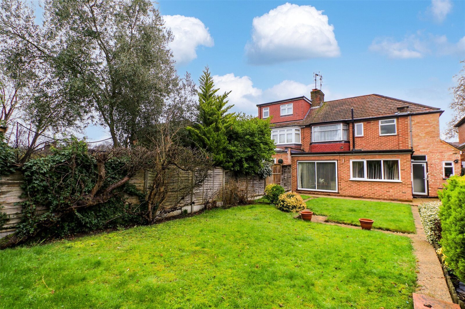 Lonsdale Drive, Enfield, Middlesex, EN2 Image 4