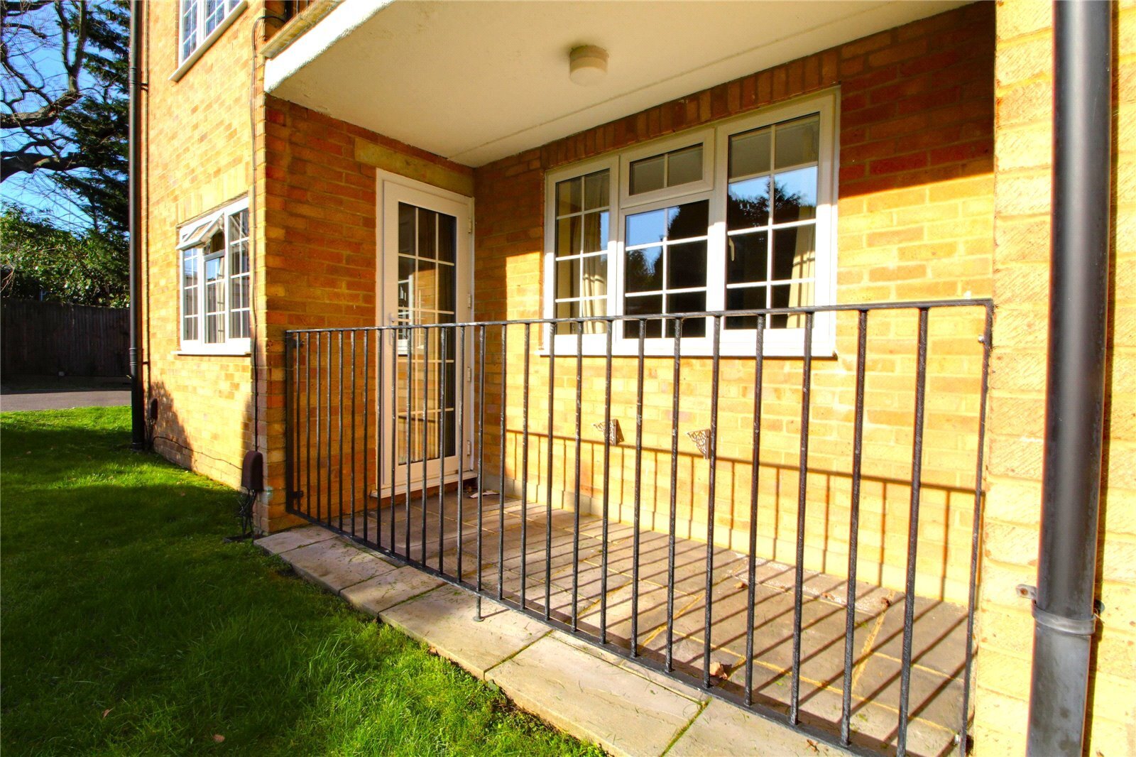 McAdam Drive, Enfield, Middlesex, EN2 Image 1