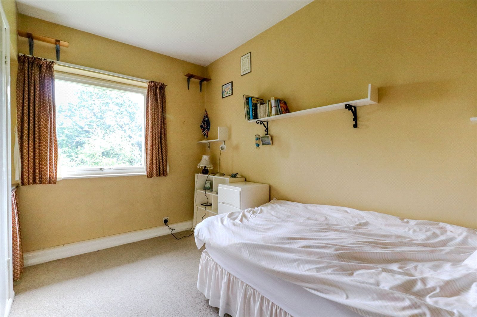 Rowantree Road, Enfield, Middlesex, EN2 Image 11