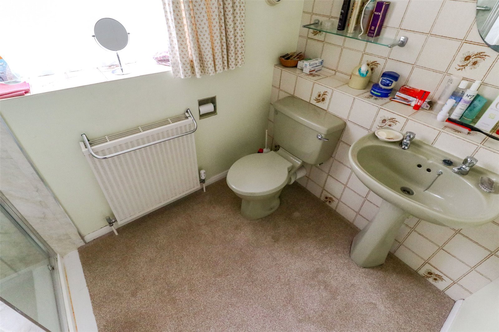 Rowantree Road, Enfield, Middlesex, EN2 Image 13