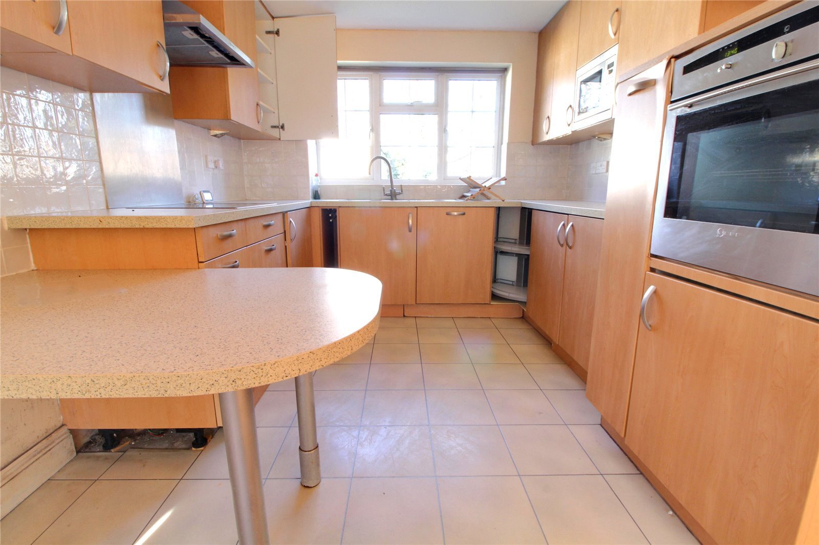 McAdam Drive, Enfield, Middlesex, EN2 Image 4