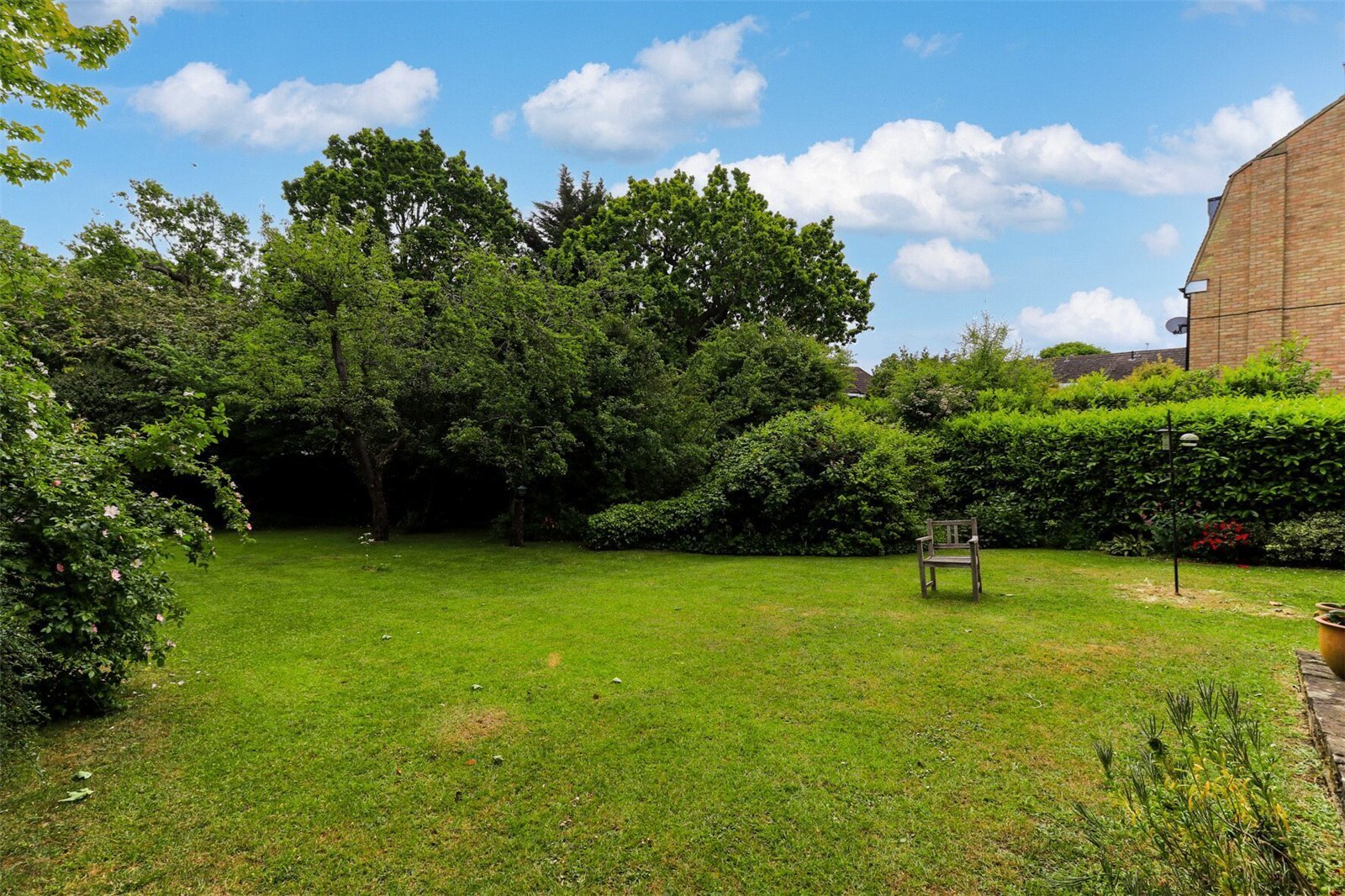 Rowantree Road, Enfield, Middlesex, EN2 Image 16