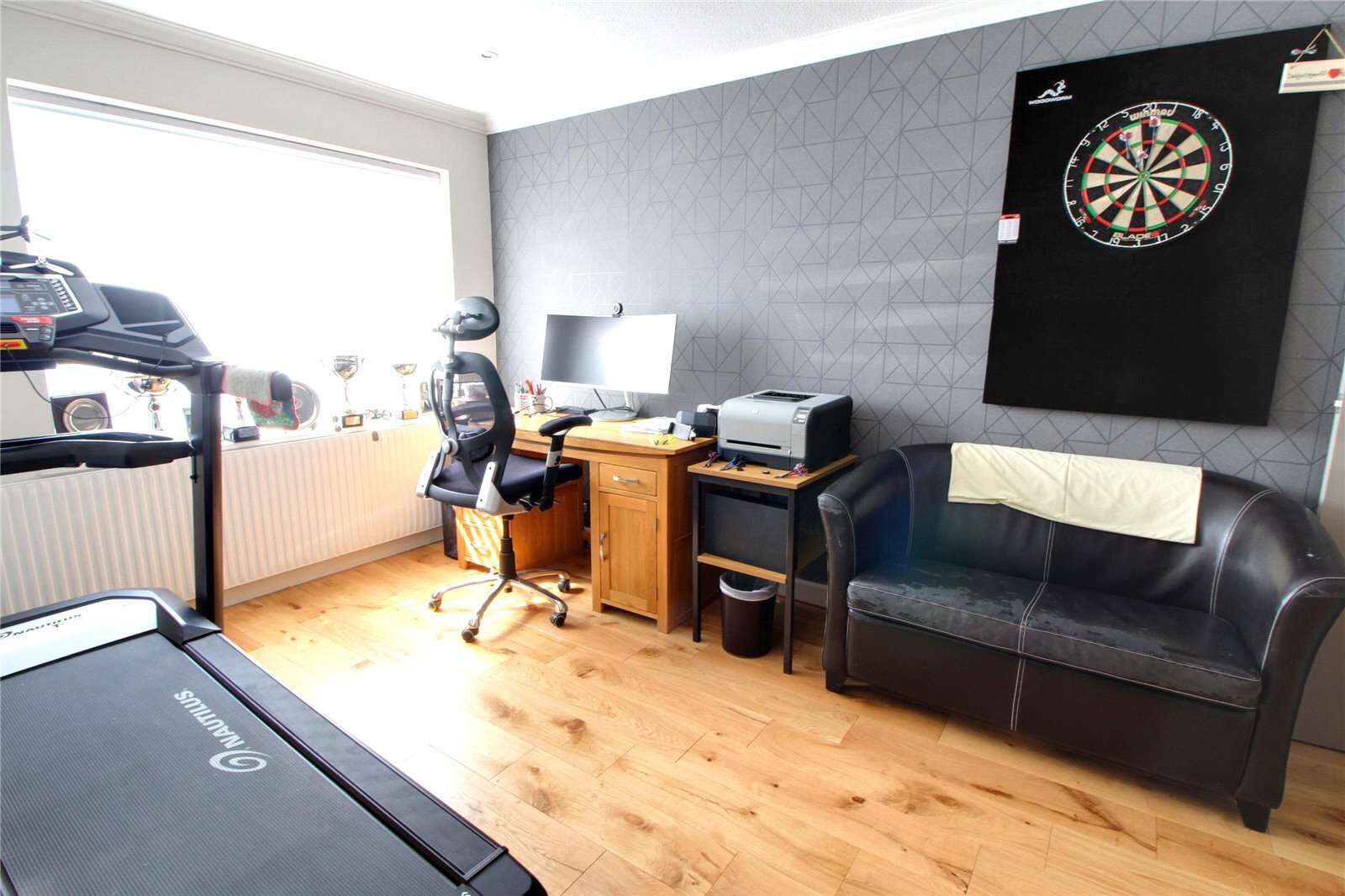 The Grove, Enfield, Middlesex, EN2 Image 9