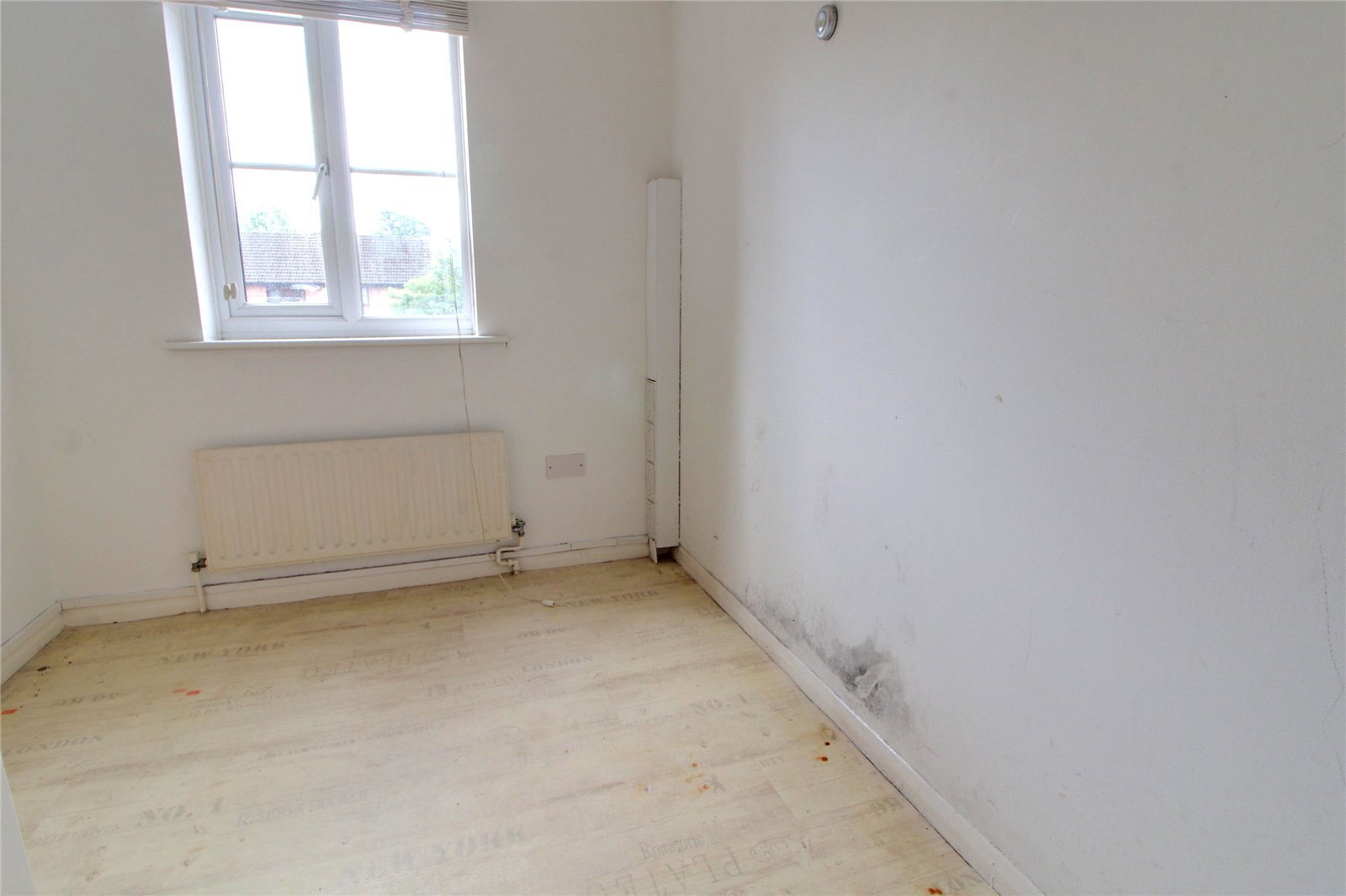 Gladbeck Way, Enfield, Middlesex, EN2 Image 6