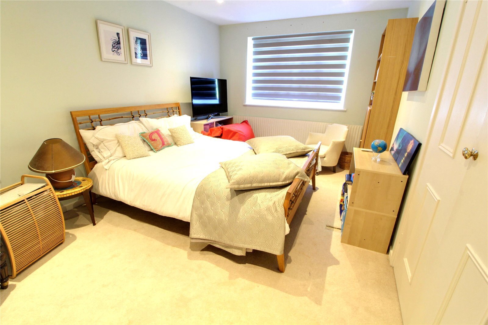 The Grove, Enfield, Middlesex, EN2 Image 13