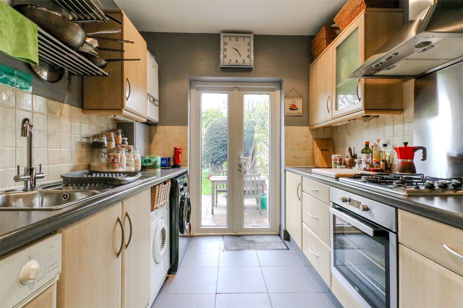 Bertram Road, Enfield, Middlesex, EN1 Image 7