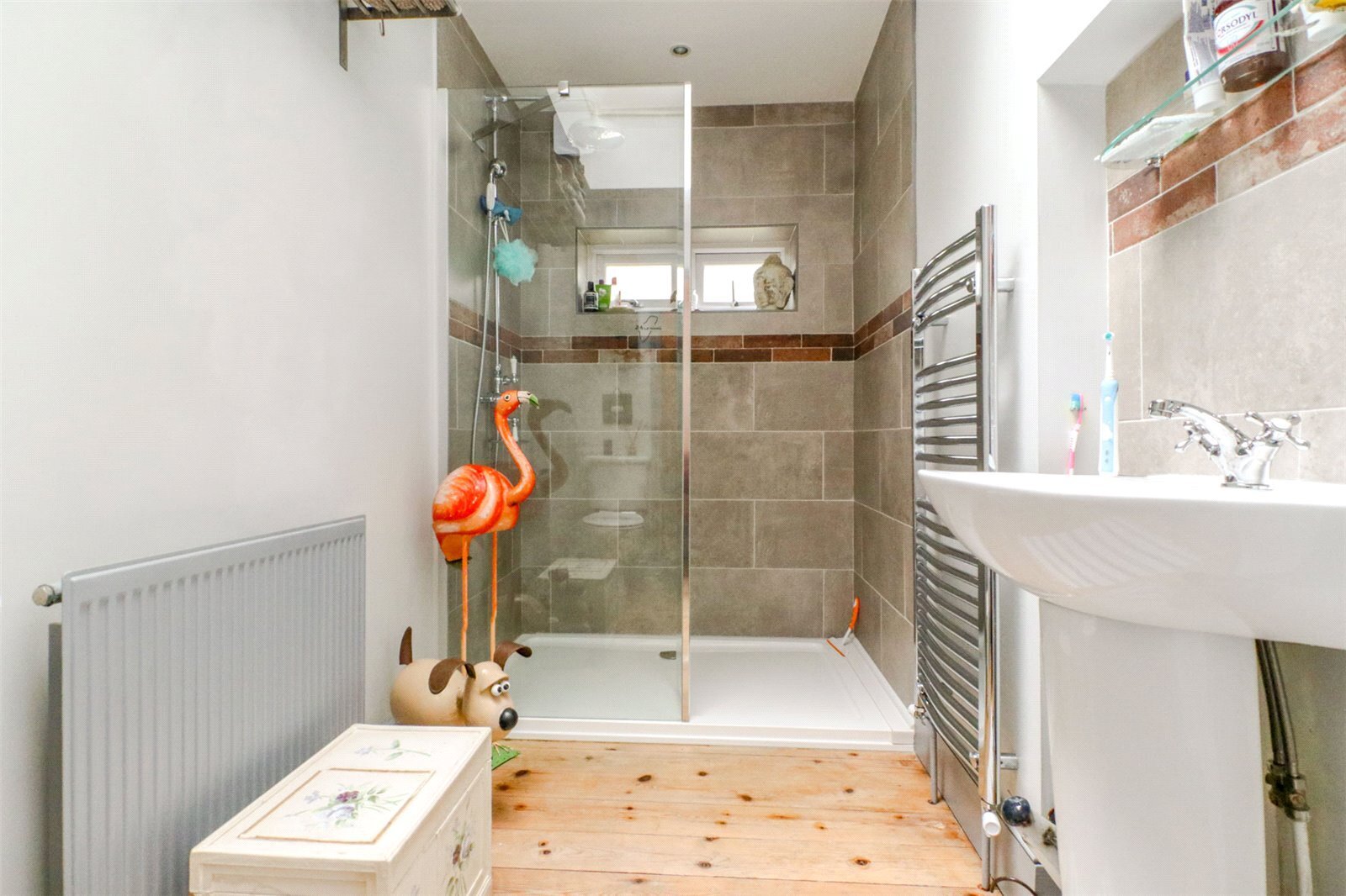 Bertram Road, Enfield, Middlesex, EN1 Image 11