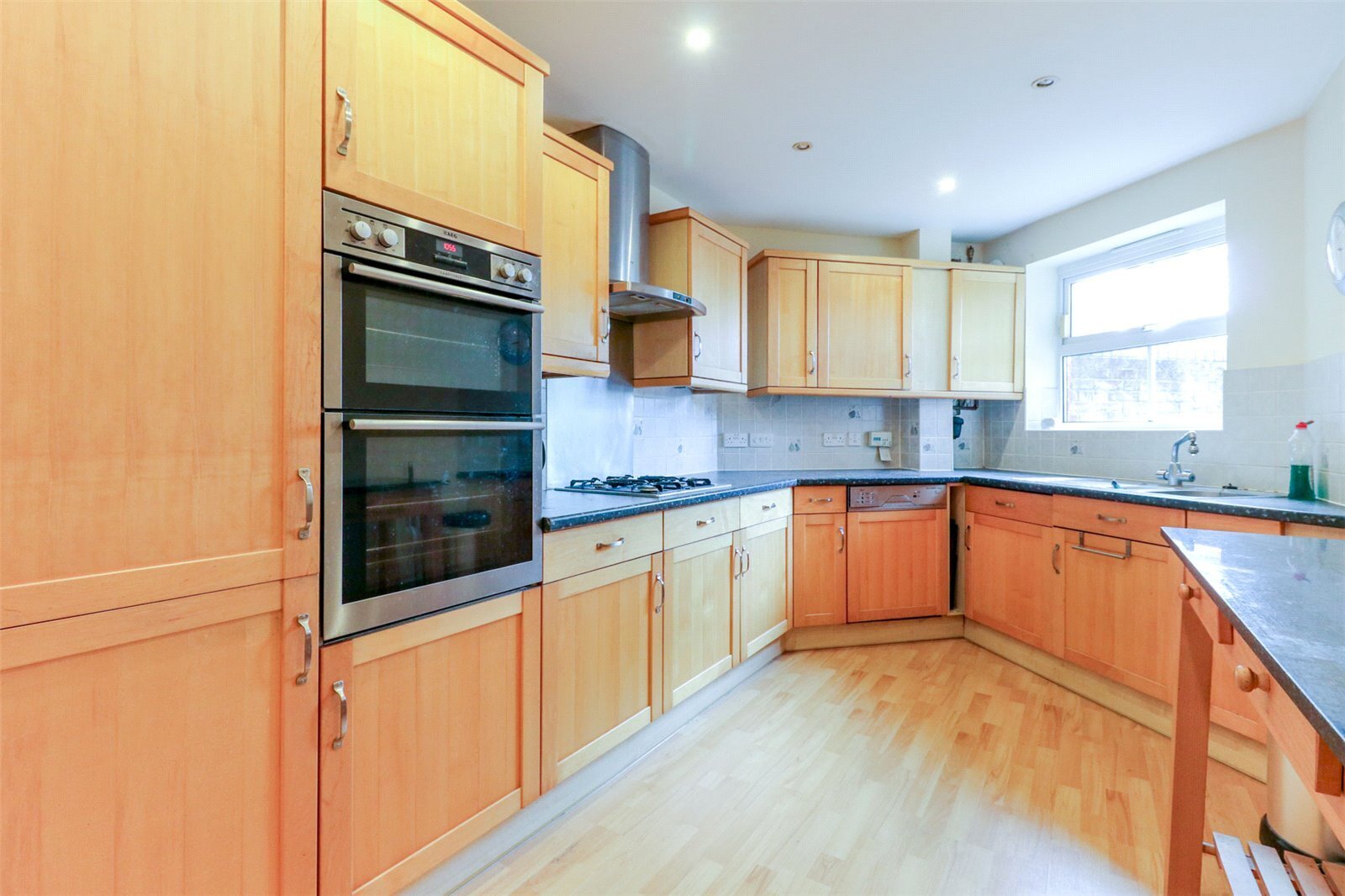 The Ridgeway, Enfield, Middlesex, EN2 Image 3
