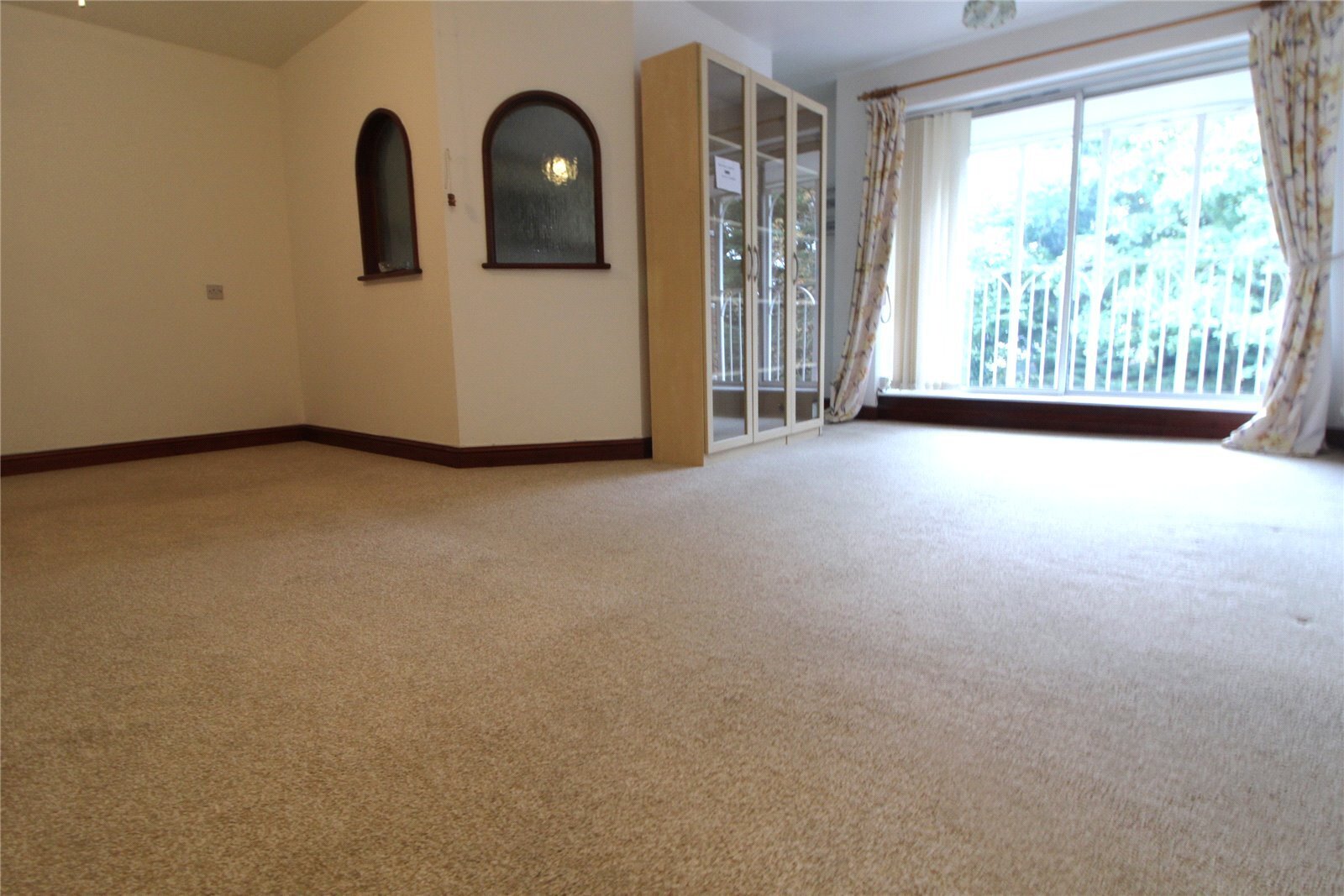 Cavell Drive, Enfield, Middlesex, EN2 Image 3