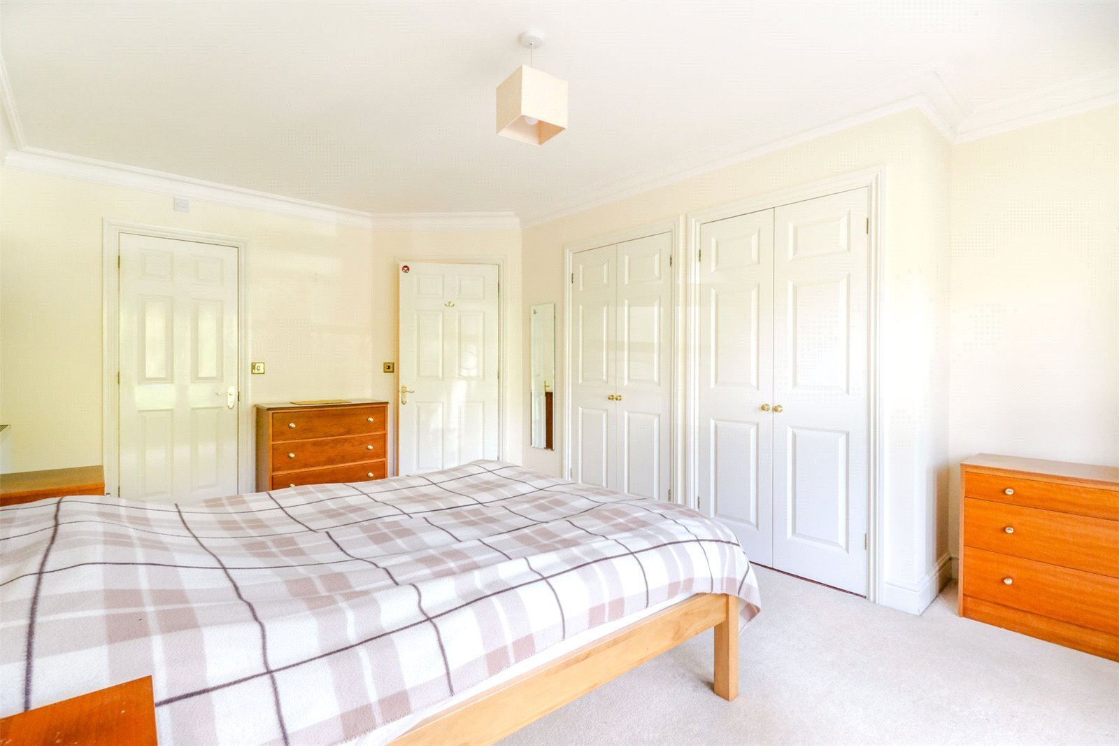The Ridgeway, Enfield, Middlesex, EN2 Image 9