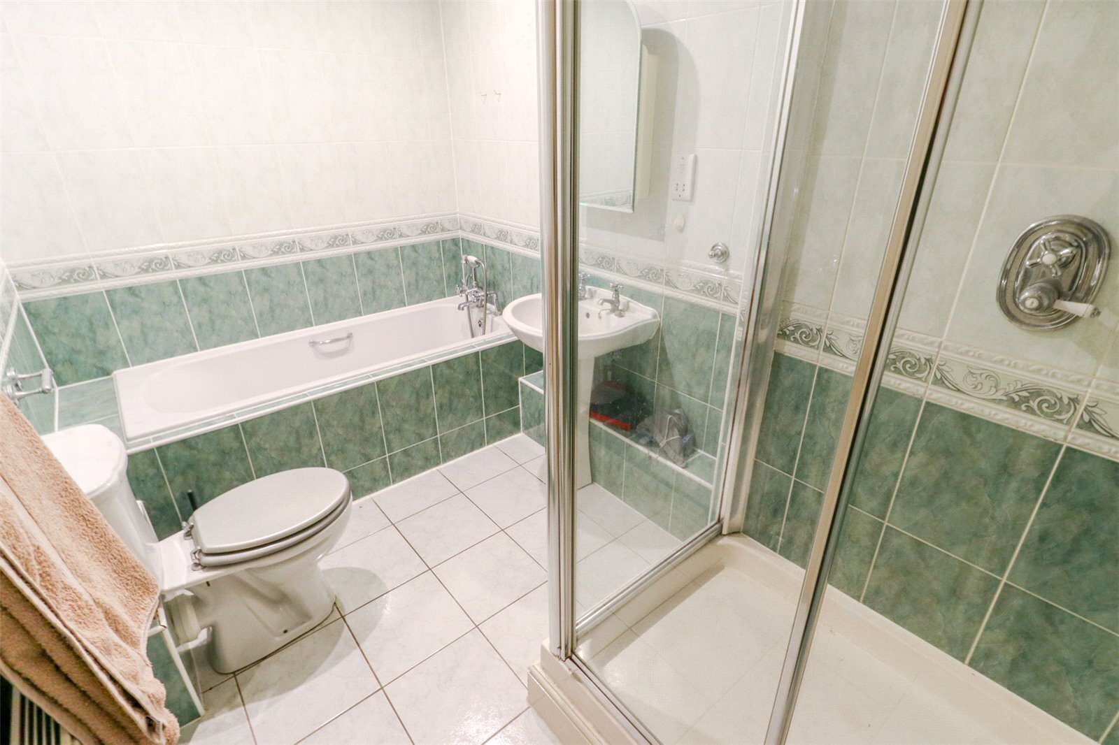 The Ridgeway, Enfield, Middlesex, EN2 Image 13