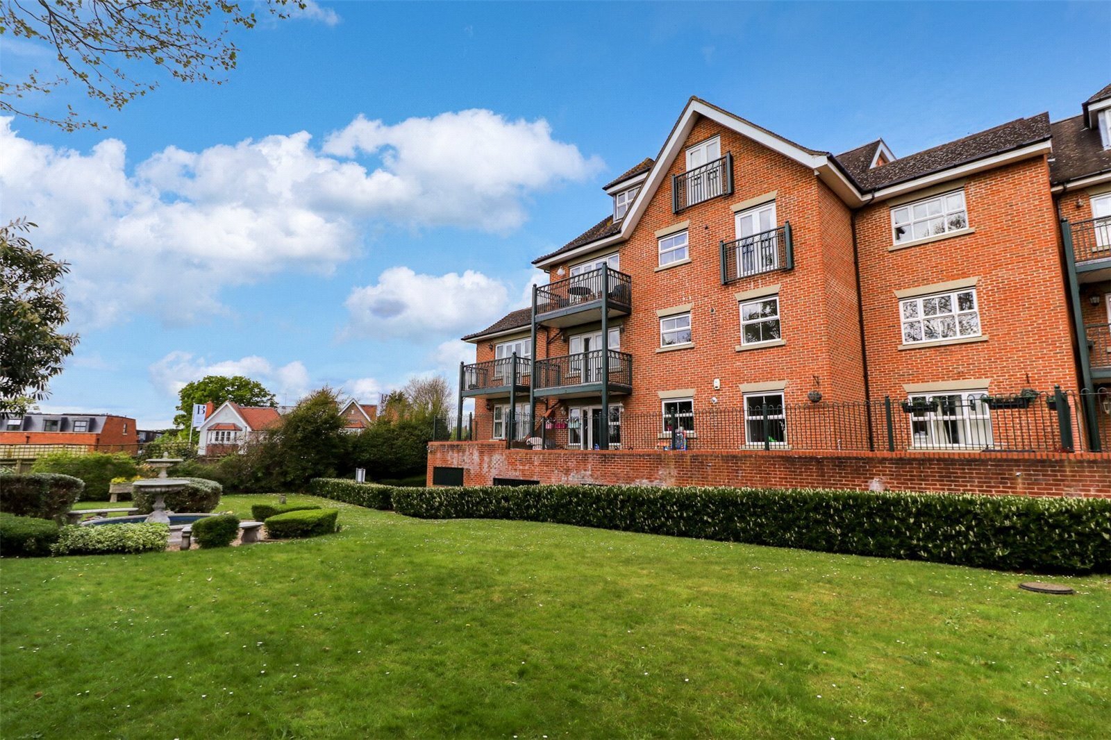 The Ridgeway, Enfield, Middlesex, EN2 Image 14