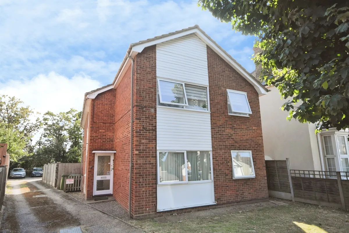 Linden Street, Romford