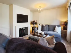 Aeron Close, Barry thumb 3
