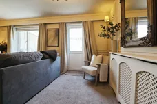 Aeron Close, Barry