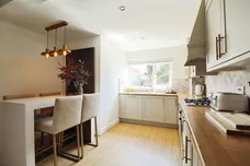 Aeron Close, Barry