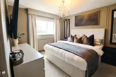 Aeron Close, Barry