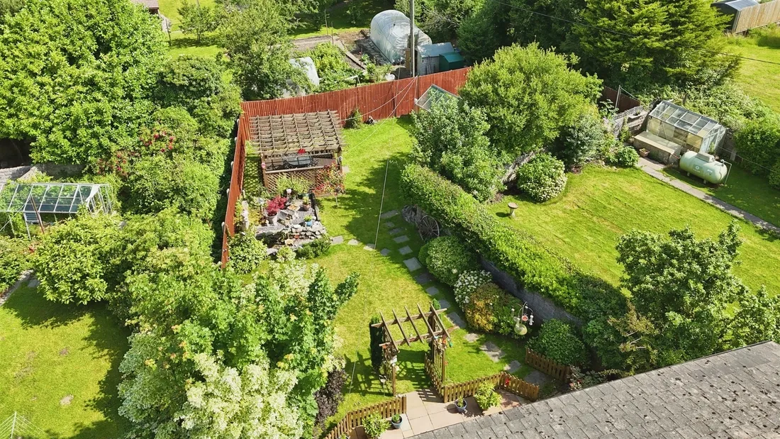 Property photo 28