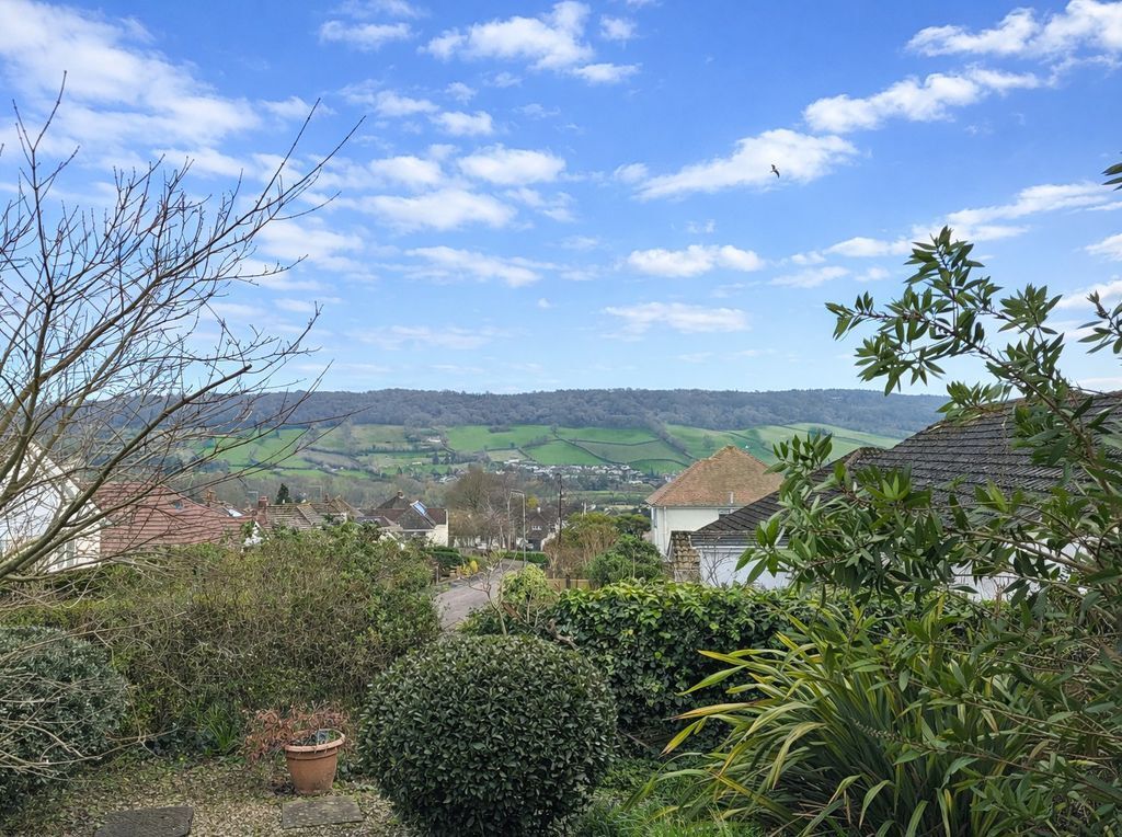Newlands Close, Sidmouth Image 1