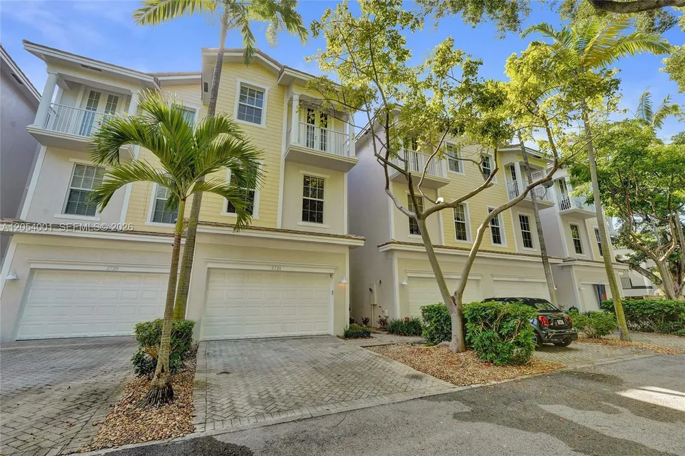 2726 Old Florida Trail, Wilton Manors, FL 33334