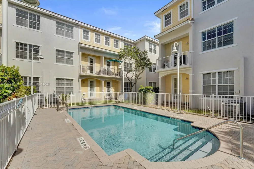 2726 Old Florida Trail, Wilton Manors, FL 33334