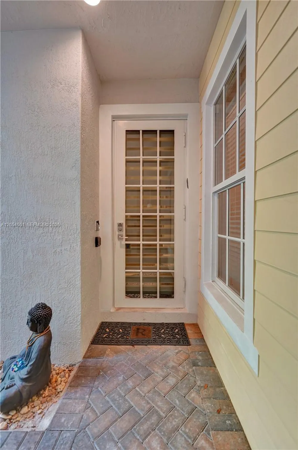 2726 Old Florida Trail, Wilton Manors, FL 33334