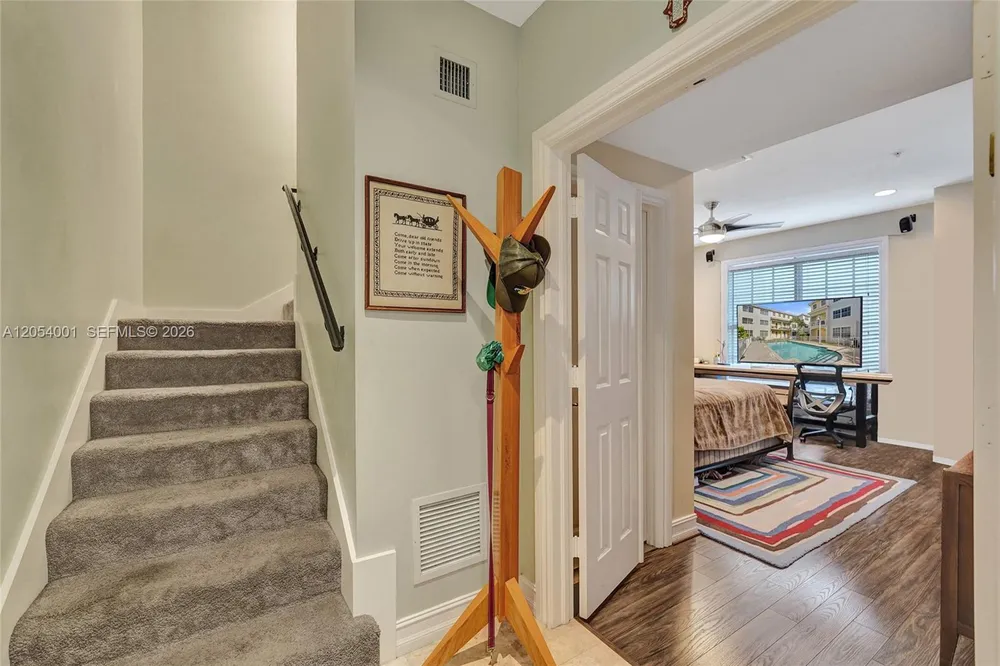 2726 Old Florida Trail, Wilton Manors, FL 33334