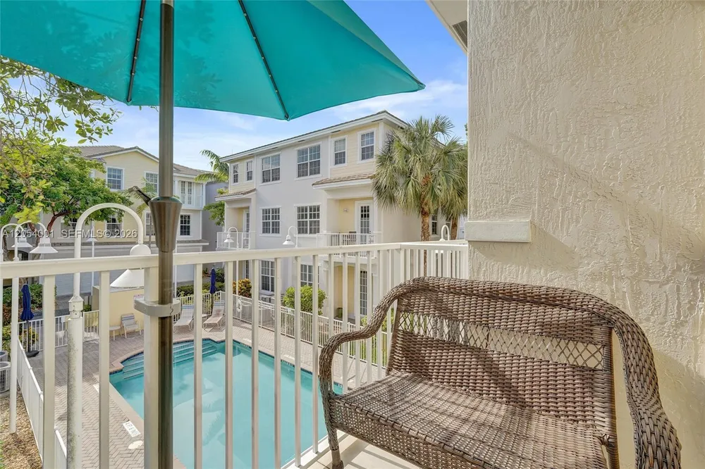 2726 Old Florida Trail, Wilton Manors, FL 33334
