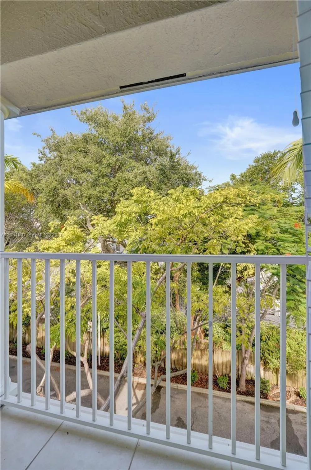 2726 Old Florida Trail, Wilton Manors, FL 33334