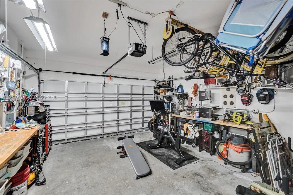 2726 Old Florida Trail, Wilton Manors, FL 33334